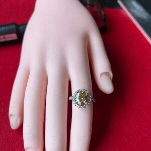 Elegant Gold and Silver Women's Ring